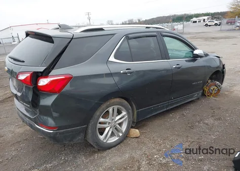 2018 Chevrolet Equinox Premier z USA, uszkodzony, nr VIN 2GNAXWEXXJ6339583